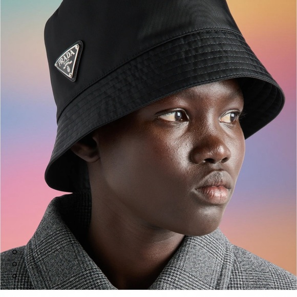 Prada Classic Black Bucket Hat - Picture 5 of 11
